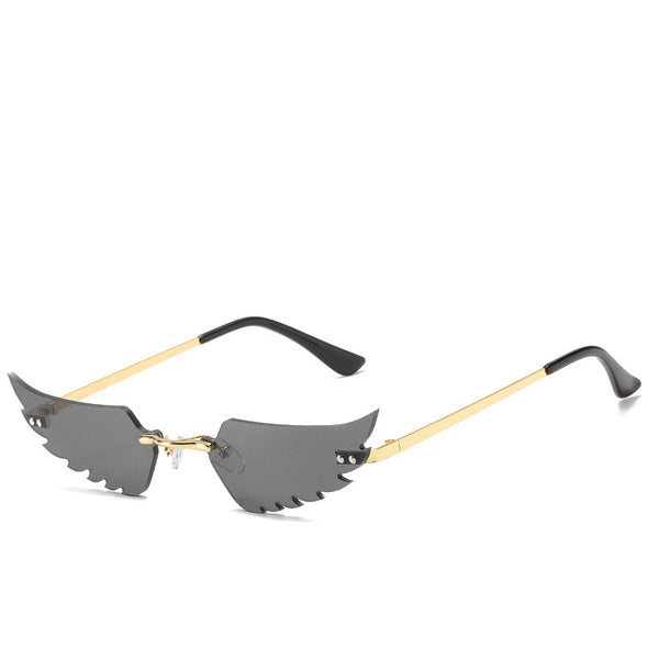 Women’s Winged Hip-Hop Sunglasses