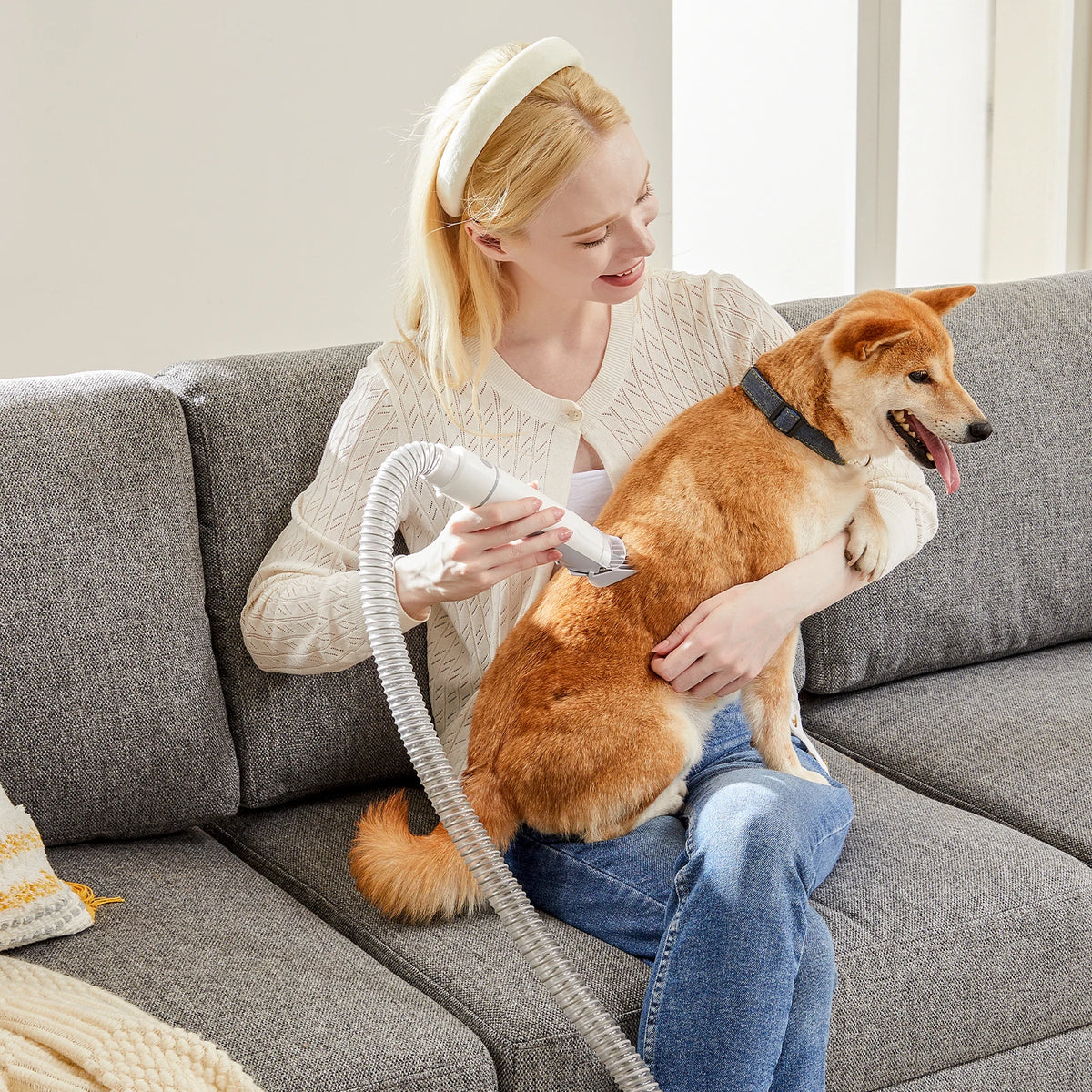2.5L Pet Grooming Vacuum Kit with 5 Tools & Clippers
