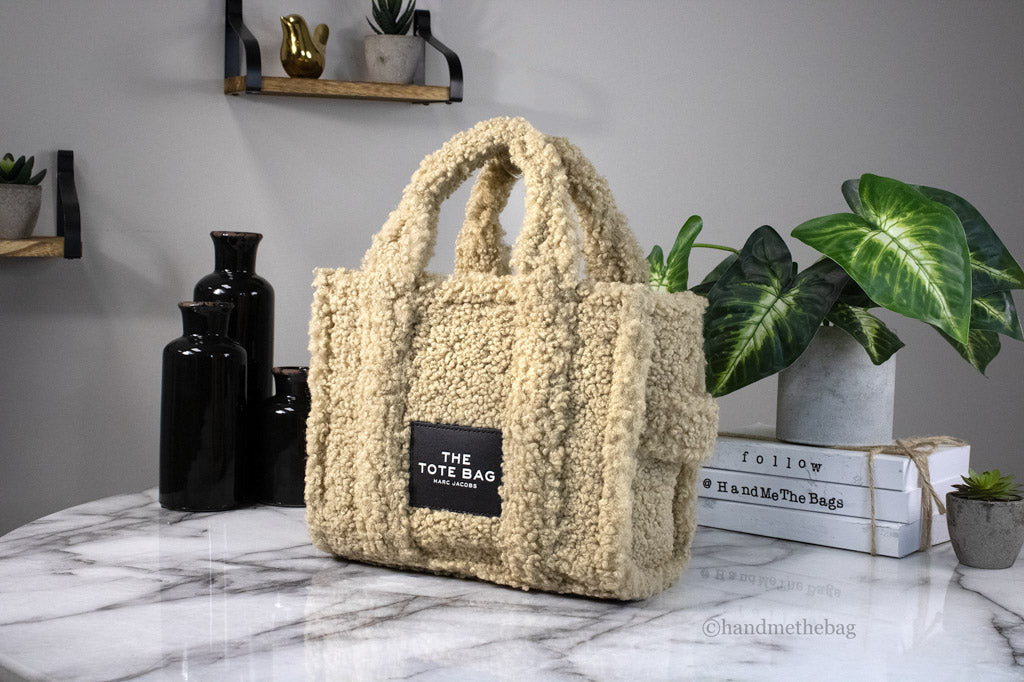 Marc Jacobs The Teddy Mini Sherpa Tote — Beige