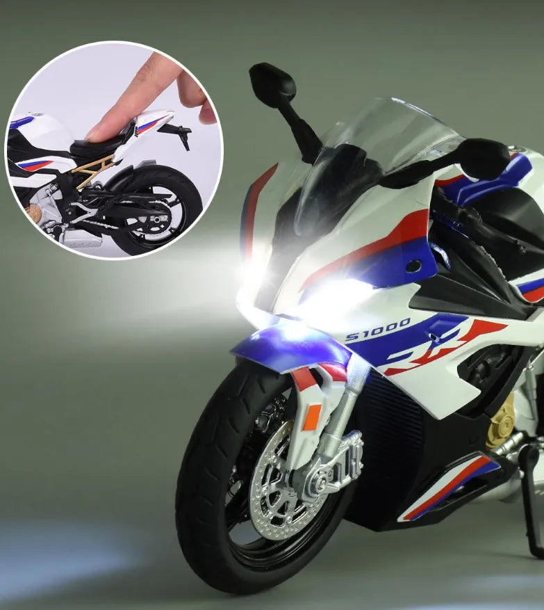 Alloy Die‑Cast Motorcycle Toy — Realistic Model
